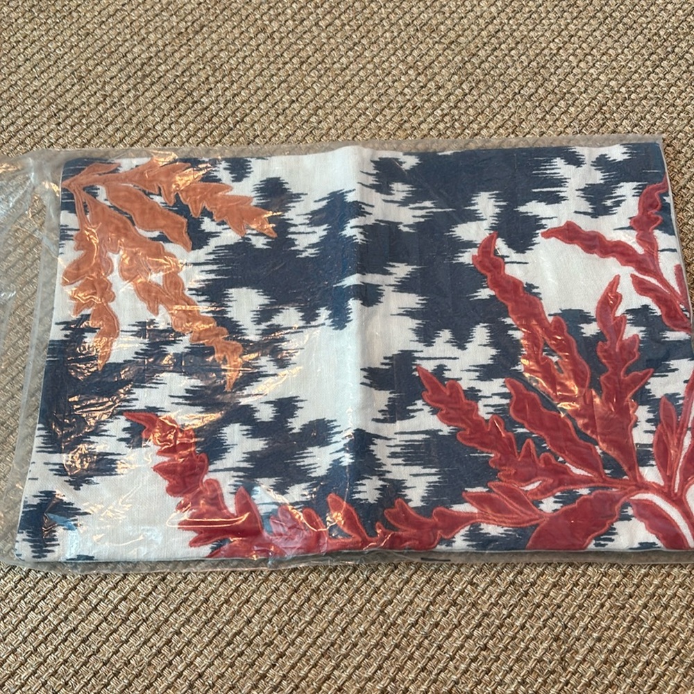 NWT. LUMBAR PILLOW COVER